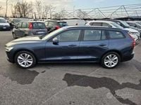 Usata Volvo V60 Business Edition 197 CV (144 kW) 2021 Blu Station wagon