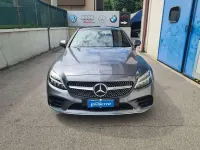 Usata Mercedes C180 Premium 156 CV (114 kW) 2019 Grigio medio met. Coupé