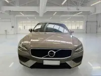 Usata Volvo V60 Business Edition 150 CV (110 kW) 2020 Grigio Station wagon