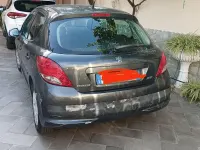 Usata Peugeot 207 73 CV (53 kW) 2012 Grigio Berlina