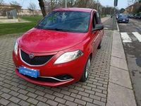 Usata Lancia Ypsilon Gold 69 CV (50 kW) 2017 Rosso Utilitaria