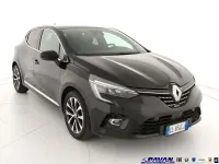 Usata Renault Clio V Techno 143 CV (105 kW) 2022 Nero Utilitaria