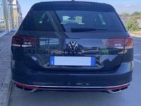 Usata VW Passat Executive 150 CV (110 kW) 2020 Grigio Station wagon