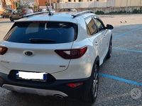 Usata Kia Stonic 110 CV (80 kW) 2018 Bianco SUV