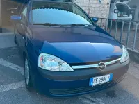 Usata Opel Corsa 75 CV (55 kW) 2002 Blu Utilitaria
