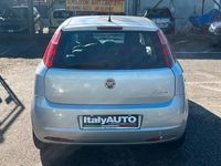 Usata Fiat Punto 77 CV (56 kW) 2016 Argento Utilitaria
