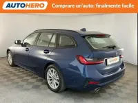 Usata BMW 320e Advantage 204 CV (150 kW) 2022 Blu Station wagon