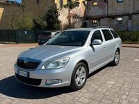 Usata Skoda Octavia 105 CV (77 kW) 2011 Grigio Station wagon