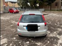 Usata Ford Fiesta 58 CV (42 kW) 2008 Grigio Utilitaria