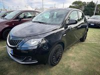 Usata Lancia Ypsilon Silver 69 CV (50 kW) 2022 Nero Utilitaria