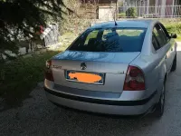 Usata VW Passat 105 CV (77 kW) 2004 Grigio Berlina