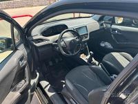 Usata Peugeot 208 68 CV (50 kW) 2014 Nero Utilitaria