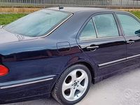 Usata Mercedes E270 2001 Blu Berlina