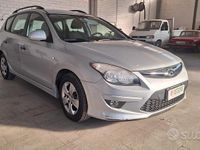 Usata Hyundai i30 90 CV (66 kW) 2011 Grigio Station wagon