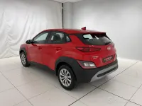 Usata Hyundai Kona 120 CV (88 kW) 2022 Rosso SUV