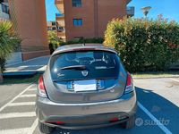 Usata Lancia Ypsilon 80 CV (58 kW) 2015 Utilitaria