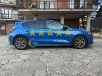 Usata Ford Focus ST 125 CV (91 kW) 2022 Blu/azzurro Berlina