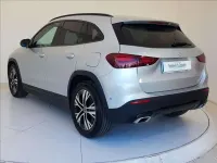 Usata Mercedes GLA180 Advanced 136 CV (100 kW) 2023 Argento metallizzato SUV
