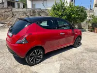 Usata Lancia Ypsilon Gold 69 CV (50 kW) 2012 Rosso Utilitaria