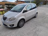 Usata Lancia Musa 101 CV (74 kW) 2008 Argento Monovolume