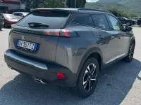 Usata Peugeot 2008 Allure 131 CV (96 kW) 2022 Grigio SUV
