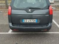 Usata Peugeot 5008 110 CV (80 kW) 2010 Nero Monovolume