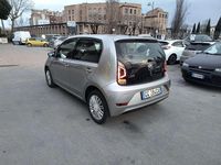 Usata VW up! Beats 65 CV (47 kW) 2021 Argento Utilitaria