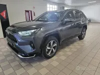 Nuova Toyota RAV4 Hybrid 2025 Grigio SUV