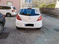 Usata Opel Corsa 726 CV (533 kW) 2011 Utilitaria
