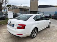 Usata Skoda Octavia Elegance 140 CV (102 kW) 2013 Bianco Berlina
