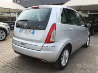 Usata Lancia Musa 69 CV (50 kW) 2008 Grigio Monovolume