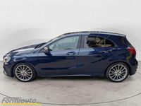 Usata Mercedes A180 116 CV (85 kW) 2018 Blu/azzurro Utilitaria