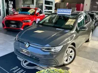 Usata VW Golf VIII Life 131 CV (96 kW) 2021 Grigio urano pastello Station wagon