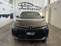 Usata Lancia Ypsilon 101 CV (74 kW) 2025 Nero Utilitaria