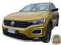 Usata VW T-Roc Style 150 CV (110 kW) 2018 Giallo SUV