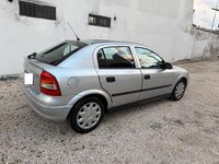 Usata Opel Astra Club 90 CV (66 kW) 2001 Argento Berlina