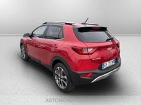 Usata Kia Stonic Style 101 CV (74 kW) 2022 Rosso SUV
