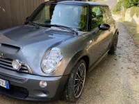 Usata Mini Cooper S 163 CV (119 kW) 2004 Grigio Utilitaria