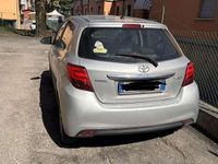 Usata Toyota Yaris Cool 69 CV (50 kW) 2014 Utilitaria