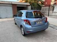 usata Toyota Yaris 1.0i 16V cat 5 porte