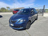 Usata Lancia Ypsilon Gold 70 CV (51 kW) 2023 Blu elegante Utilitaria