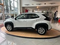 Usata Toyota Yaris Cross Active 116 CV (85 kW) 2024 Bianco SUV