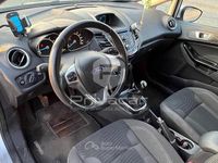 Usata Ford Fiesta Titanium 60 CV (44 kW) 2014 Gray Utilitaria