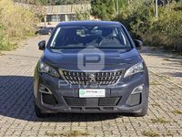 Usata Peugeot 3008 Business-Line 120 CV (88 kW) 2018 Blu SUV