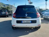Usata Renault Twingo SE 69 CV (50 kW) 2018 Bianco Utilitaria