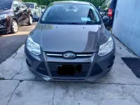 Usata Ford Focus Individual 115 CV (84 kW) 2013 Grigio Station wagon