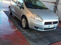 Usata Fiat Grande Punto 90 CV (66 kW) 2006 Grigio Utilitaria