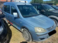 Usata Opel Combo 94 CV (69 kW) 2007 Bluazzurro Monovolume