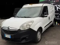 Usata Opel Combo 120 CV (88 kW) 2017 Bianco Monovolume