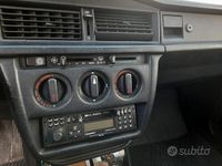 Usata Mercedes 190 109 CV (80 kW) 1990 Bianco Berlina